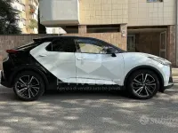 Usata Toyota C-HR Lounge 152 CV (111 kW) 2024 Bianco SUV