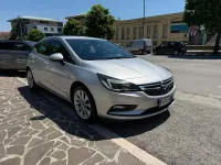 Usata Opel Astra Innovation 160 CV (117 kW) 2017 Argento Berlina