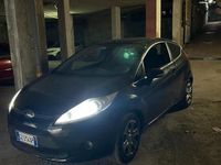 Usata Ford Fiesta 96 CV (70 kW) 2009 Nero Utilitaria