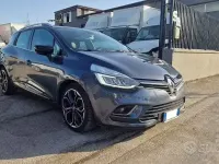Usata Renault Clio 90 CV (66 kW) 2018 Grigio Station wagon