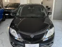Usata Lancia Ypsilon Gold 69 CV (50 kW) 2019 Nero Utilitaria