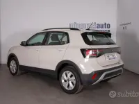 Usata VW T-Cross Life 116 CV (85 kW) 2024 Beige SUV