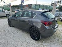 Usata Opel Astra Cosmo 125 CV (91 kW) 2011 Grigio Berlina