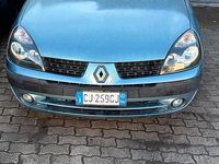 Usata Renault Clio II 2002 Blu Berlina