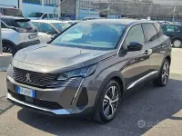 Usata Peugeot 3008 Allure 131 CV (96 kW) 2023 Grigio SUV