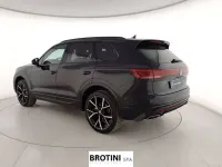 Nuova VW Touareg R-line 231 CV (169 kW) 2026 Nero metallizzato SUV