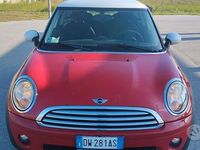 Usata Mini Cooper 109 CV (80 kW) 2009 Rosso Utilitaria