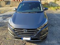 Usata Hyundai Tucson Xpossible 141 CV (103 kW) 2017 Grigio SUV