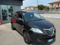Usata Lancia Ypsilon 80 CV (58 kW) 2014 Nero Utilitaria