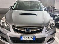 Usata Subaru Legacy Comfort 150 CV (110 kW) 2012 Argento Station wagon
