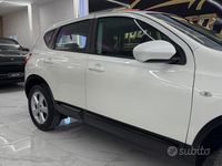 Usata Nissan Qashqai Tekna 110 CV (80 kW) 2014 Bianco SUV