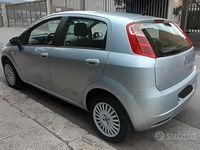 Usata Fiat Grande Punto Active 77 CV (56 kW) 2006 Grigio Utilitaria