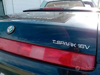 Begagnad Alfa Romeo Spider Lusso 150 HK (110 kW) 1997 Svart Cab