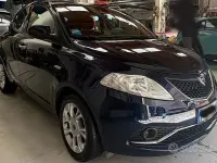 Usata Lancia Ypsilon 60 CV (44 kW) 2016 Blu Utilitaria