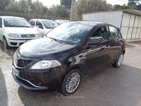 Usata Lancia Ypsilon 69 CV (50 kW) 2017 Blu Utilitaria