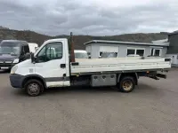 Usado Iveco Daily 145 CV (106 kW) 2011 Blanco Utilitario