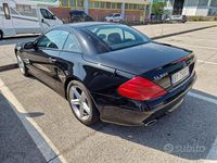 Usata Mercedes SL500 306 CV (225 kW) 2002 Nero Cabrio