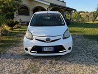 Usata Toyota Aygo Connect Style 67 CV (49 kW) 2014 Bianco Utilitaria