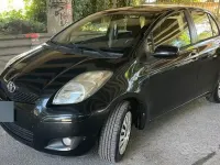 Usata Toyota Yaris 90 CV (66 kW) 2010 Nero Utilitaria