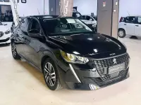 Usata Peugeot 208 Allure 102 CV (75 kW) 2022 Nero Utilitaria