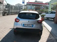 Usata Renault Captur 90 CV (66 kW) 2015 Grigio SUV