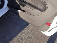 Usata Ford Fiesta 75 CV (55 kW) 2015 Bianco Utilitaria