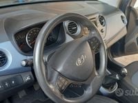 Usata Hyundai i10 66 CV (48 kW) 2015 Blu Utilitaria
