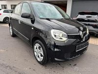 Usata Renault Twingo LIMITED 65 CV (47 kW) 2021 Nero Utilitaria