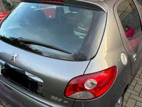 Usata Peugeot 206 60 CV (44 kW) 2011 Berlina