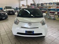 usata Toyota iQ 1.0 Lounge aut. 4 posti anche per neopatentati