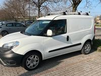 Usata Fiat Doblò 120 CV (88 kW) 2017 Bianco Monovolume
