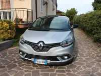 Usata Renault Scénic 110 CV (80 kW) 2018 Grigio Monovolume