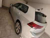 Usata VW Golf VIII Style 131 CV (96 kW) 2023 Argento Berlina