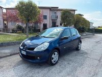 Usata Renault Clio II 2005 Blu Berlina