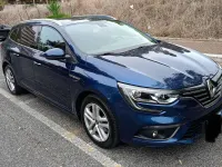 Usata Renault Mégane GrandTour Business 140 CV (102 kW) 2021 Blu/azzurro Station wagon