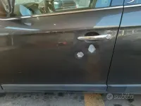 Usado Lancia Delta 120 CV (88 kW) 2011 Gris Utilitario