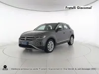 Usata VW T-Roc Style 116 CV (85 kW) 2025 Gray SUV