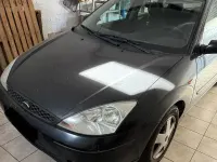 Usata Ford Focus Zetec 100 CV (73 kW) 2004 Nero Berlina