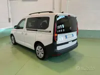 Usata VW Caddy 102 CV (75 kW) 2022 Bianco Monovolume