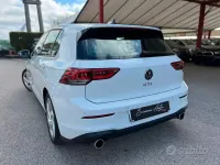Usata VW Golf VIII GTI 245 CV (180 kW) 2024 Bianco Berlina