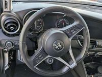 Usata Alfa Romeo Giulia 150 CV (110 kW) 2018 Bianco Coupé