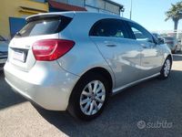 Usata Mercedes A180 Premium 109 CV (80 kW) 2014 Bianco Berlina