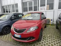 Usata Lancia Ypsilon Silver 69 CV (50 kW) 2022 Rosso Utilitaria