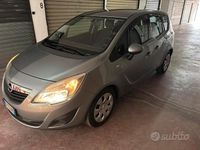 Usata Opel Meriva 95 CV (69 kW) 2012 Grigio Monovolume