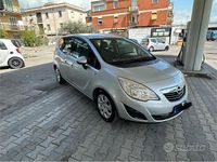 Usata Opel Meriva 95 CV (69 kW) 2012 Grigio Monovolume
