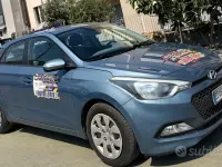 Usata Hyundai i20 75 CV (55 kW) 2015 Bluazzurro Berlina