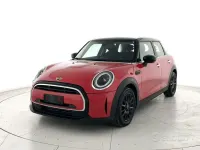 Usata Mini Cooper Classic 136 CV (100 kW) 2024 Chili red Utilitaria