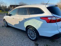 Usata Ford Focus Titanium 119 CV (87 kW) 2013 Bianco Station wagon
