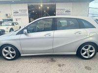 Usata Mercedes B180 Premium 109 CV (80 kW) 2014 Argento Utilitaria