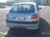 Usata Peugeot 206 75 CV (55 kW) 2003 Grigio Berlina